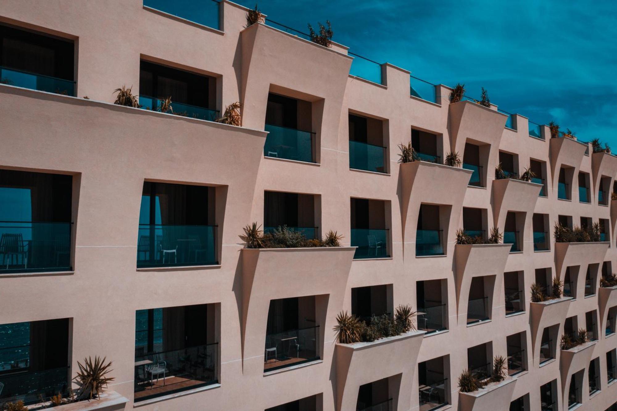 Royal G Deluxe Hotel Durres Exterior photo